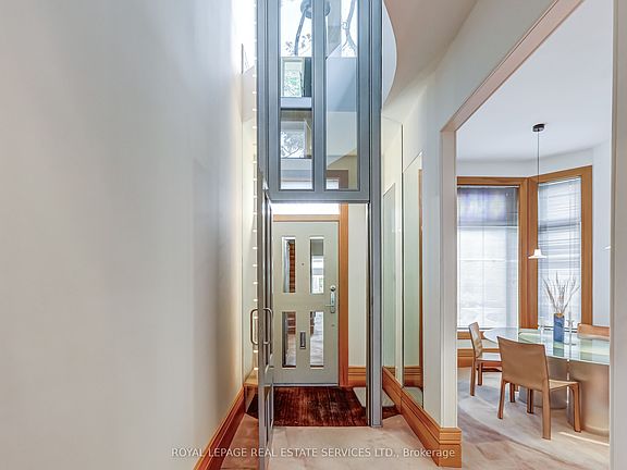 2nd image of 358 Sackville St