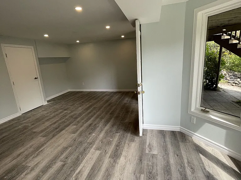 287 Clair Rd E #BASEMENT — Photo 7