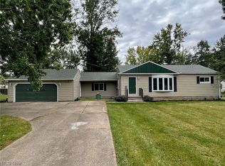 7218 Hawthorne Dr, Mentor, OH 44060