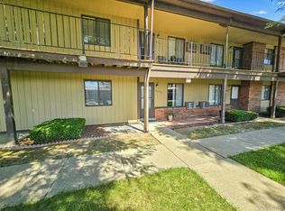 30452 Utica Rd #7, Roseville, MI 48066