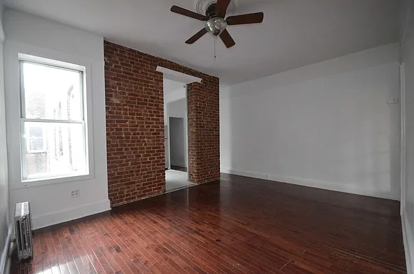 Rented by CITY SKYLINE REALTY INC | media 16