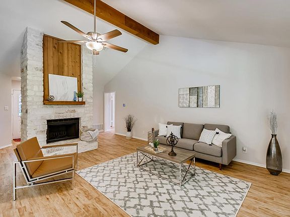 5th image of 8932 Black Oak St