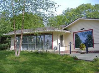 10391 S Chapin Ln, Berrien Springs, MI 49103