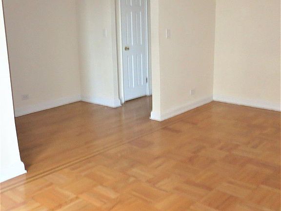 4th image of 7272 112th St APT 6E