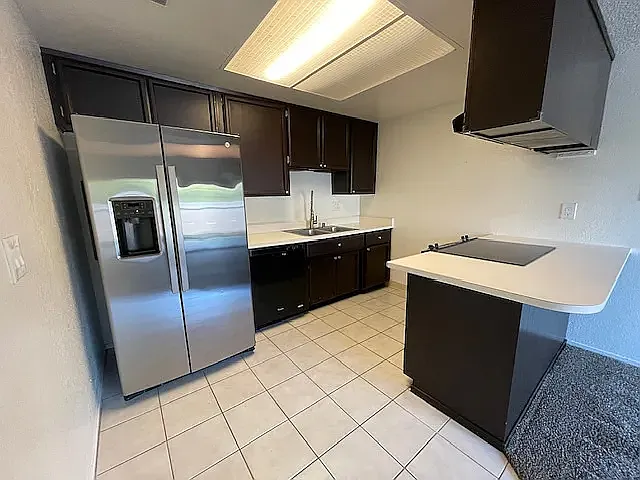 2385 S Whitney Blvd — Photo 2