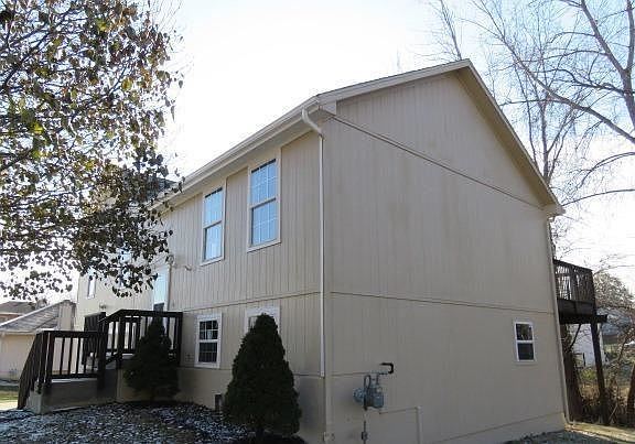 4th image of 8953 Ann Ave