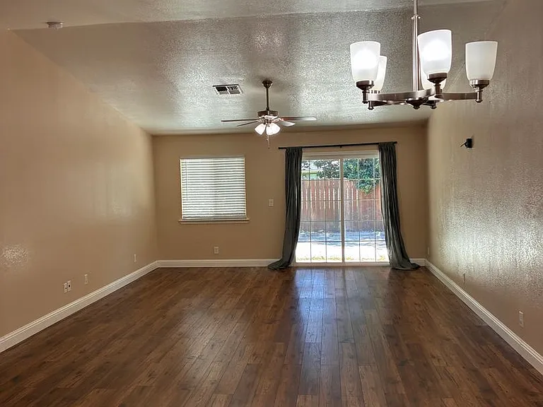 1741 Wildflower Cir — Photo 4