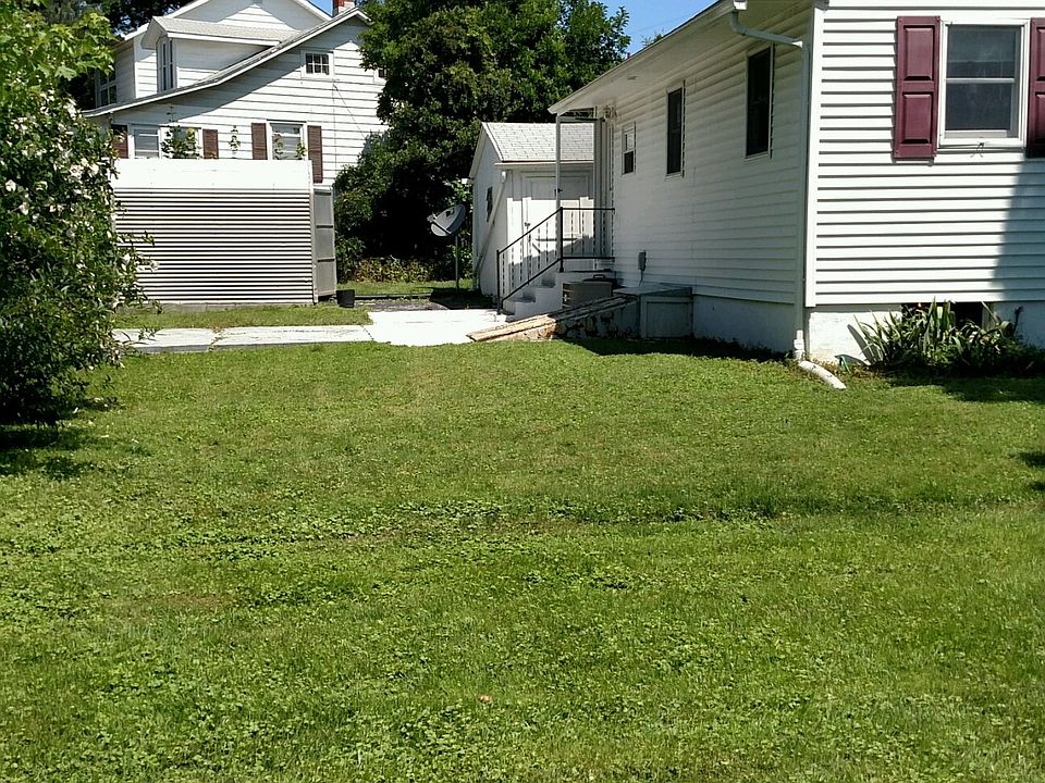 2nd image of 1706 Marshall Ave