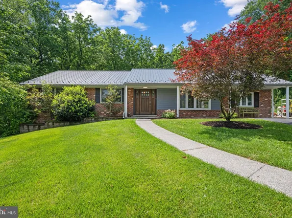 10185 Tracy Beth Ct, Ellicott City, MD 21042