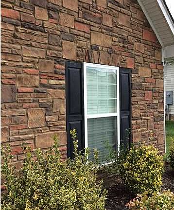 2nd image of 1173 Manassas Dr