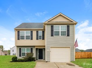 520 Gentle Breeze Ln, Rock Hill, SC 29730