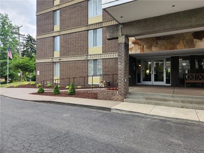 301 S Home Ave APT 411, Avalon, PA, 15202