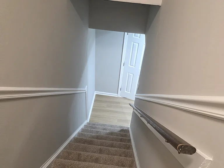 8587 Burlington Ct — Photo 28