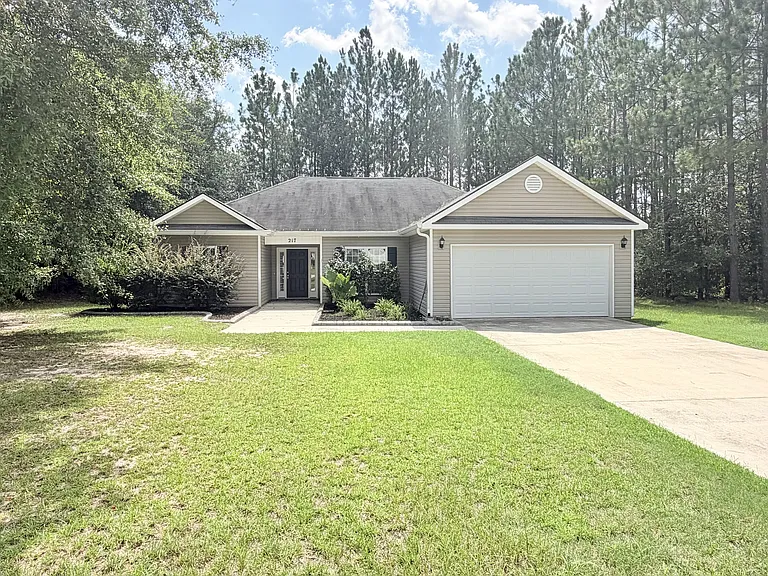 217 Stillwater Dr — Photo 16