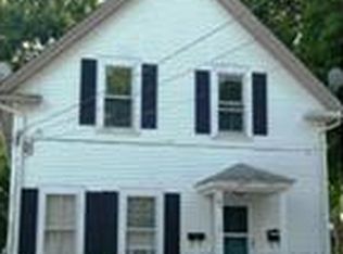 8 Hillside Rd #2, Franklin, MA 02038