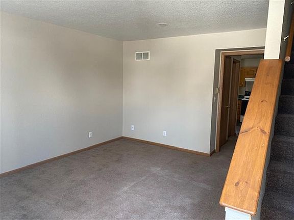 3rd image of 804 Hickory St #3