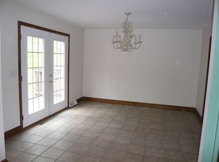 150 Autumn Hill Dr, Cranberry Twp, PA 16066