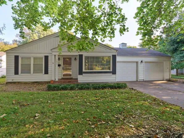 1633 E Bennett Street, Springfield, MO 65804