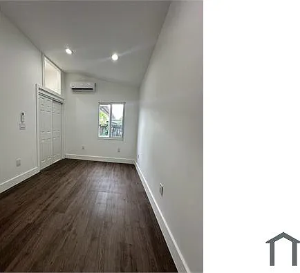 2126 NW 24th St #1 — Photo 6