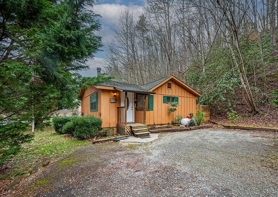 1st image of 1106 Cole Ln