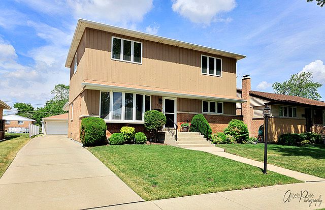 1st image of 8506 N Olcott Ave