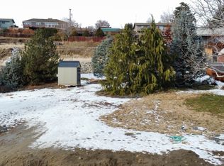 912 W Riverside Ave, Sunnyside, WA 98944