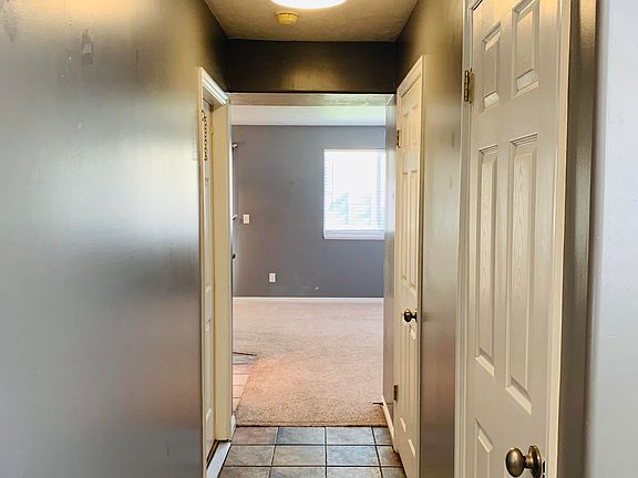 3rd image of 4788 W Pescara Ct