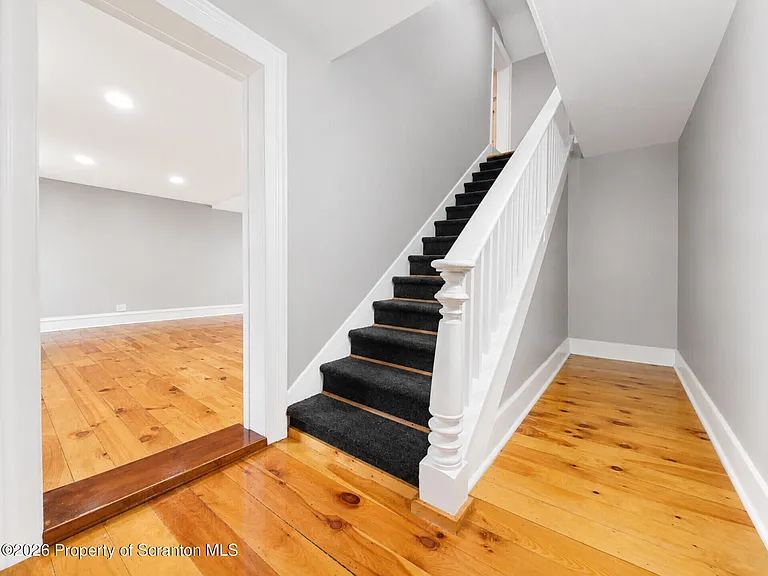 605 Spring St #1 — Photo 7