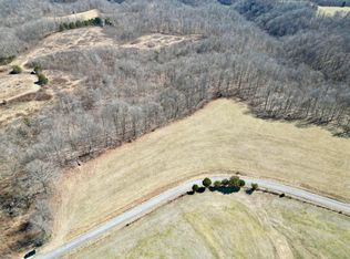 2 Parks Ridge Rd, Russell Springs, KY 42642