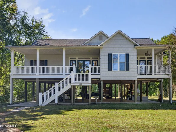 1285 S Holly Shelter Estates Road, Rocky Point, NC 28457