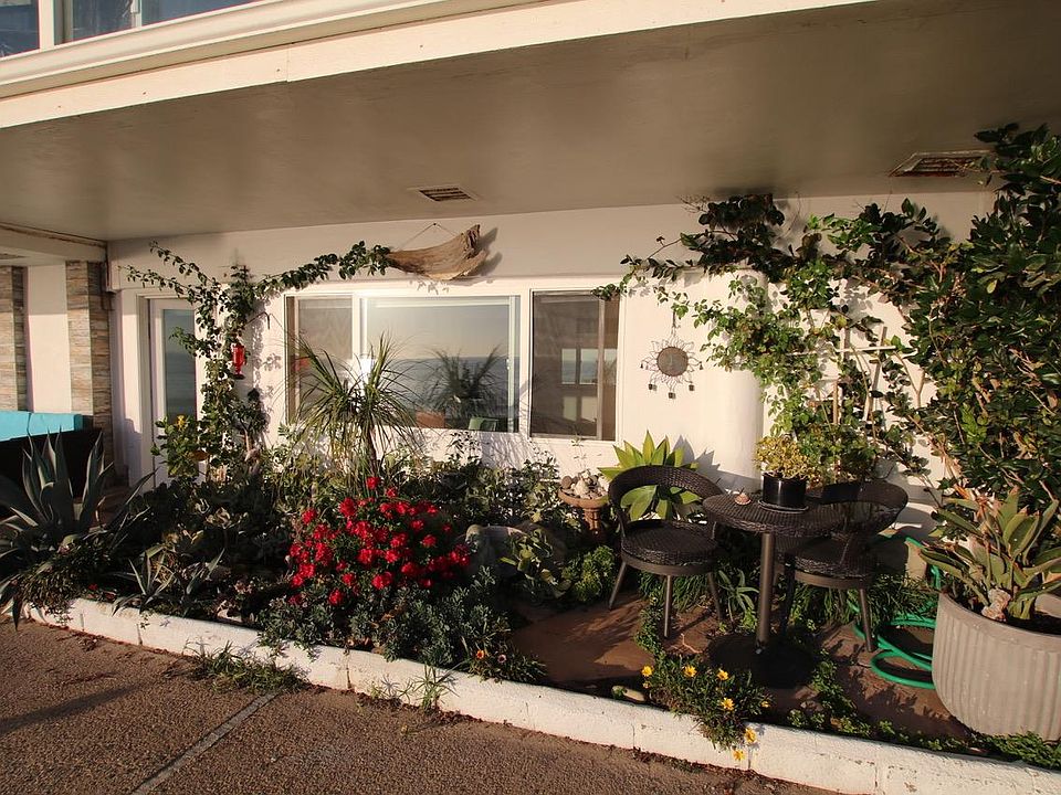1st image of 11836 S Beach Club Way