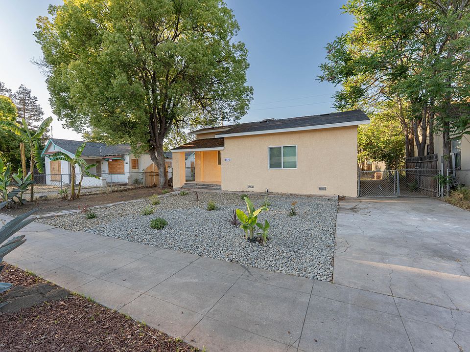 1st image of 1026 E Tulare Avenue