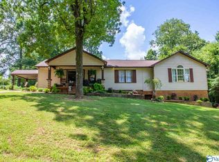 983 Rube Robinson Rd, Huntsville, AL 35811