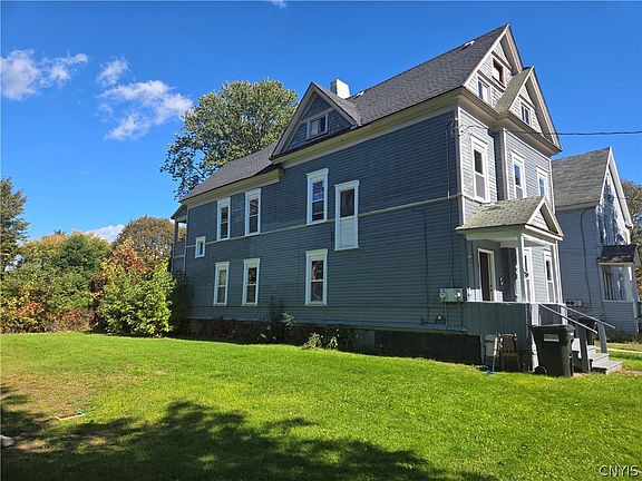 4th image of 104 Hartson St