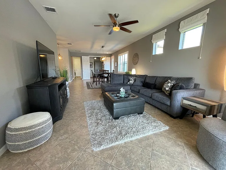7631 Jacaranda Ln — Photo 22