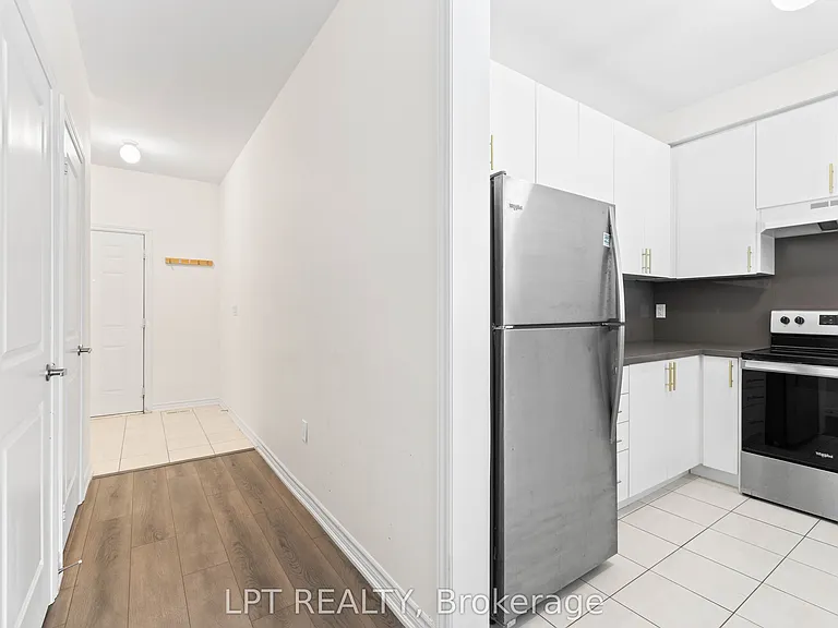 110 Grew Blvd #Townhouse 05 — Photo 8
