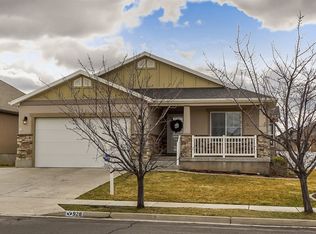 928 E Sam Cir, Clearfield, UT 84015