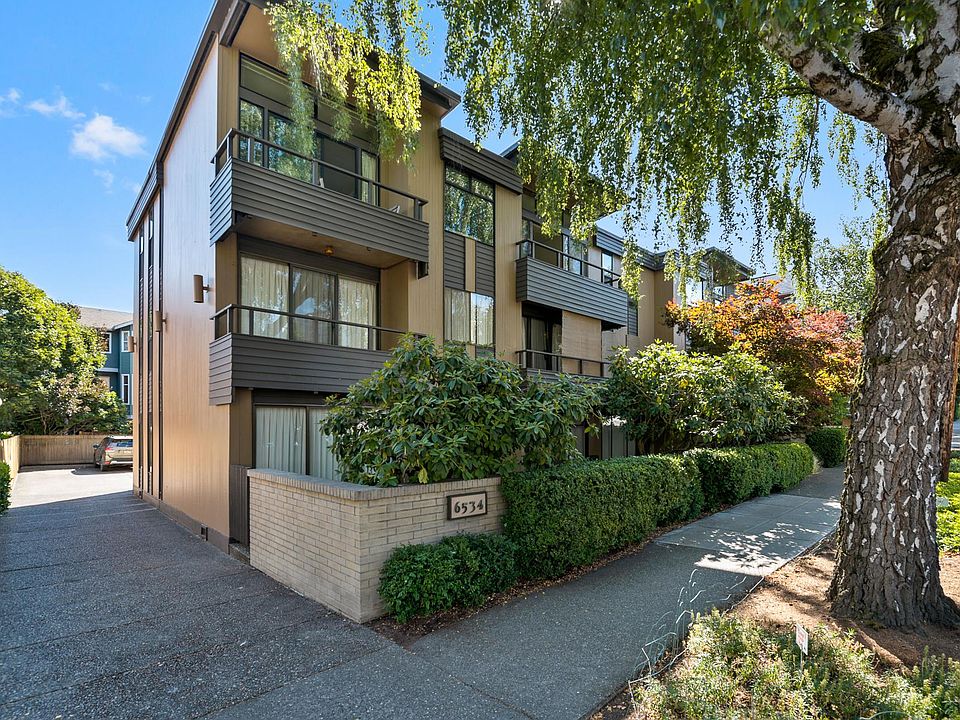 1st image of 6534 4th Ave NE APT 301