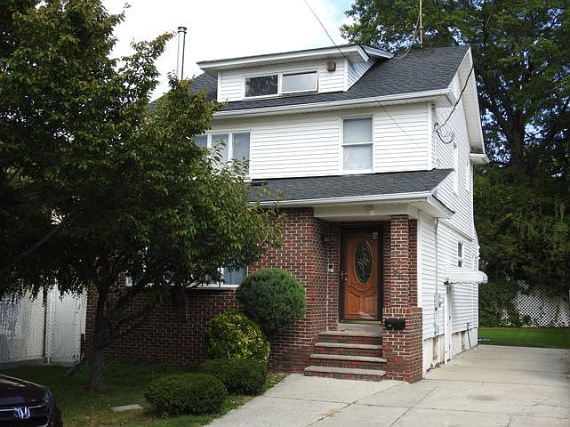 1st image of 25 Quinlan Ave