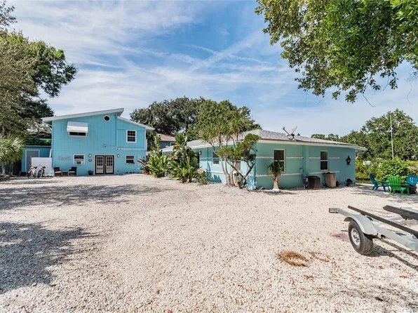 607 Betmor Ln, Palm Harbor, FL 34683