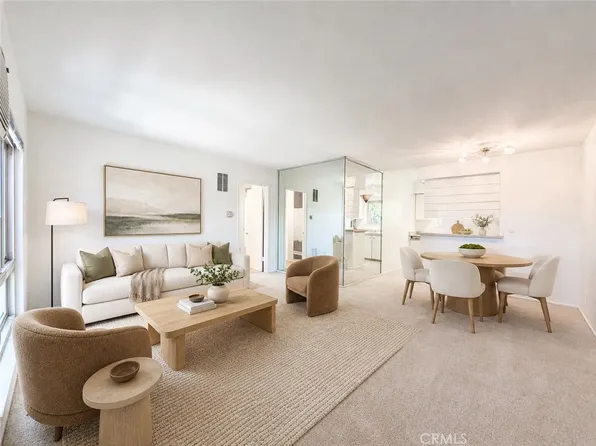6041 Fountain Park Ln APT 11, Woodland Hills, CA 91367