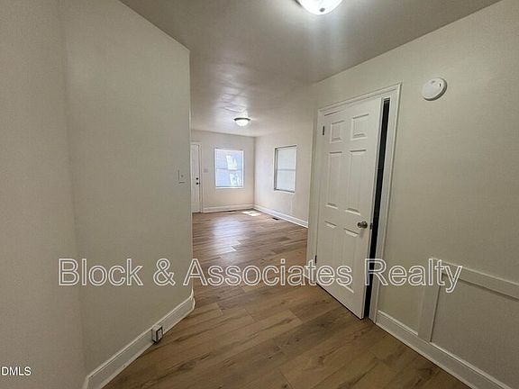 4th image of 1111 South St #B