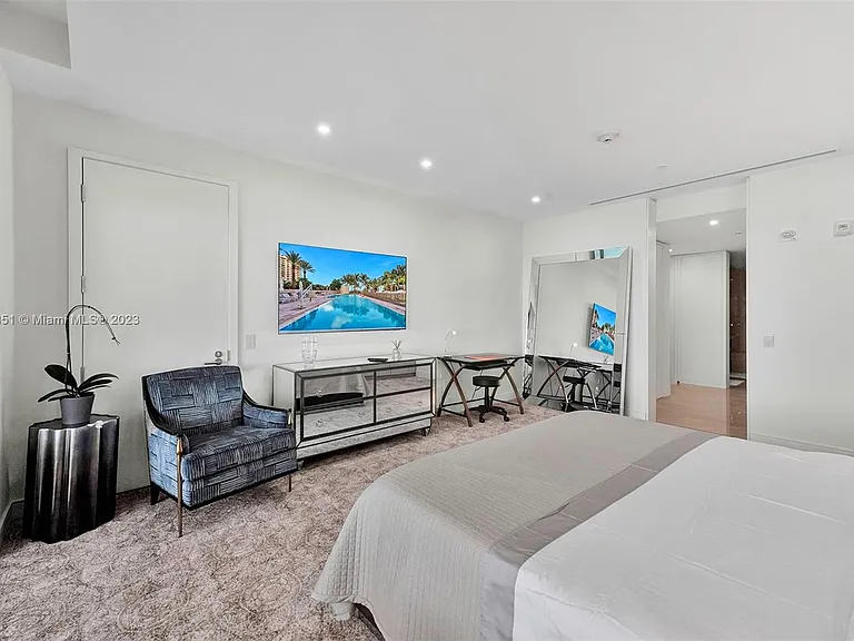 9703 Collins Ave #2501 — Photo 8