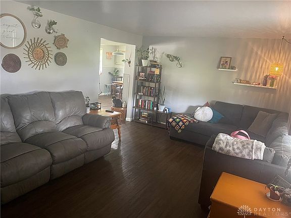 4th image of 212 Marilee Dr