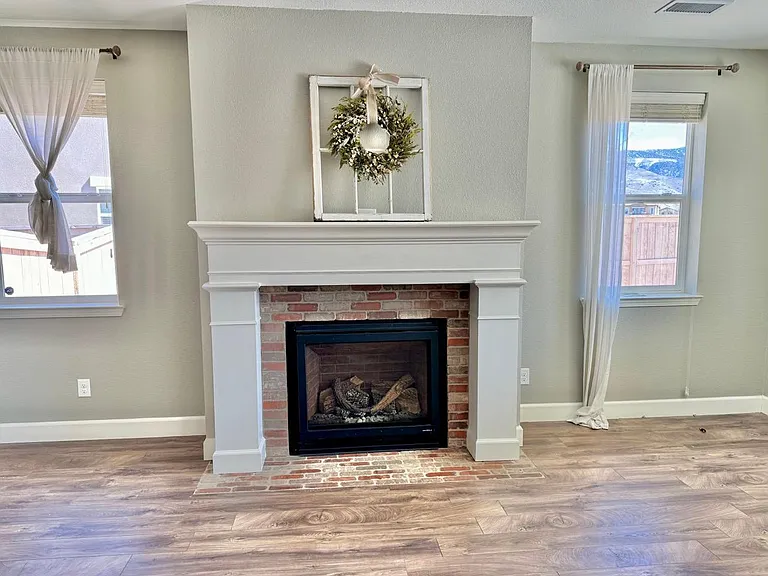10520 Rollins Dr — Photo 12