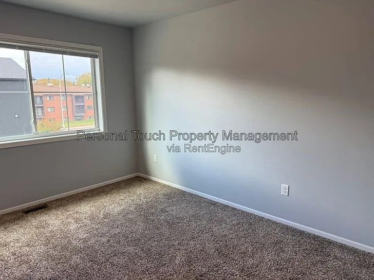 808 7th Ave S #6 — Photo 17