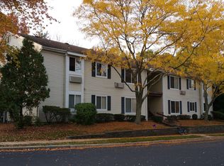 5 Steeplechase Ct #2, Somerset, NJ 08873