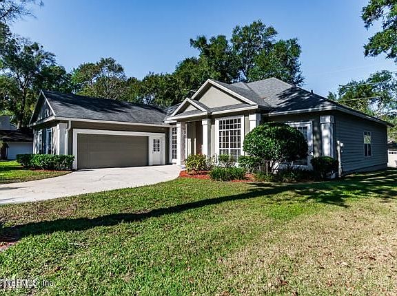 2nd image of 4049R Clearwater Oaks Dr