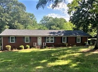 5038 Rocky River Rd, Charlotte, NC 28215