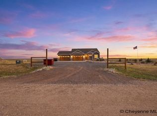 1520 Scenic Ridge Dr, Cheyenne, WY 82009
